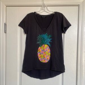 Gray Pineapple Graphic Tee